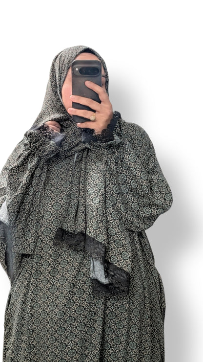 Modest Prayer Abaya With Hijab | Pattern Green